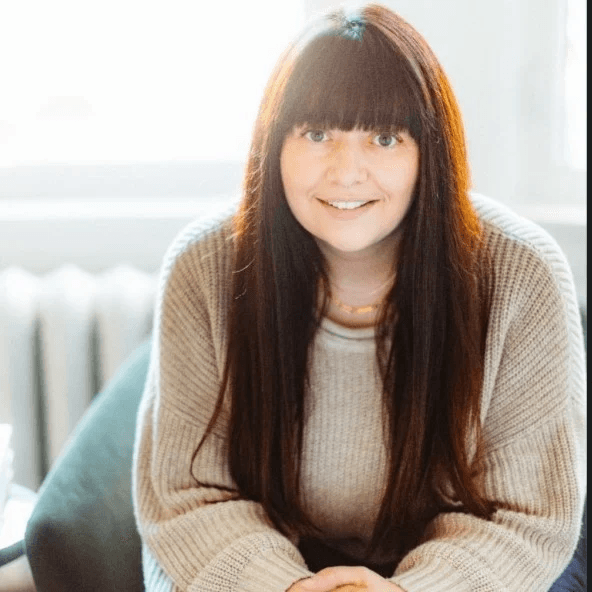 Daniella Bellaire headshot